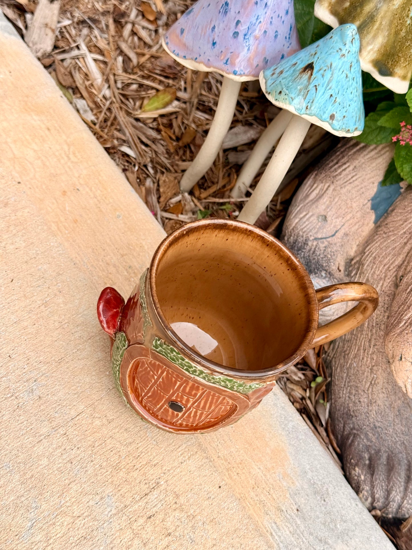 Burrow Mug 3